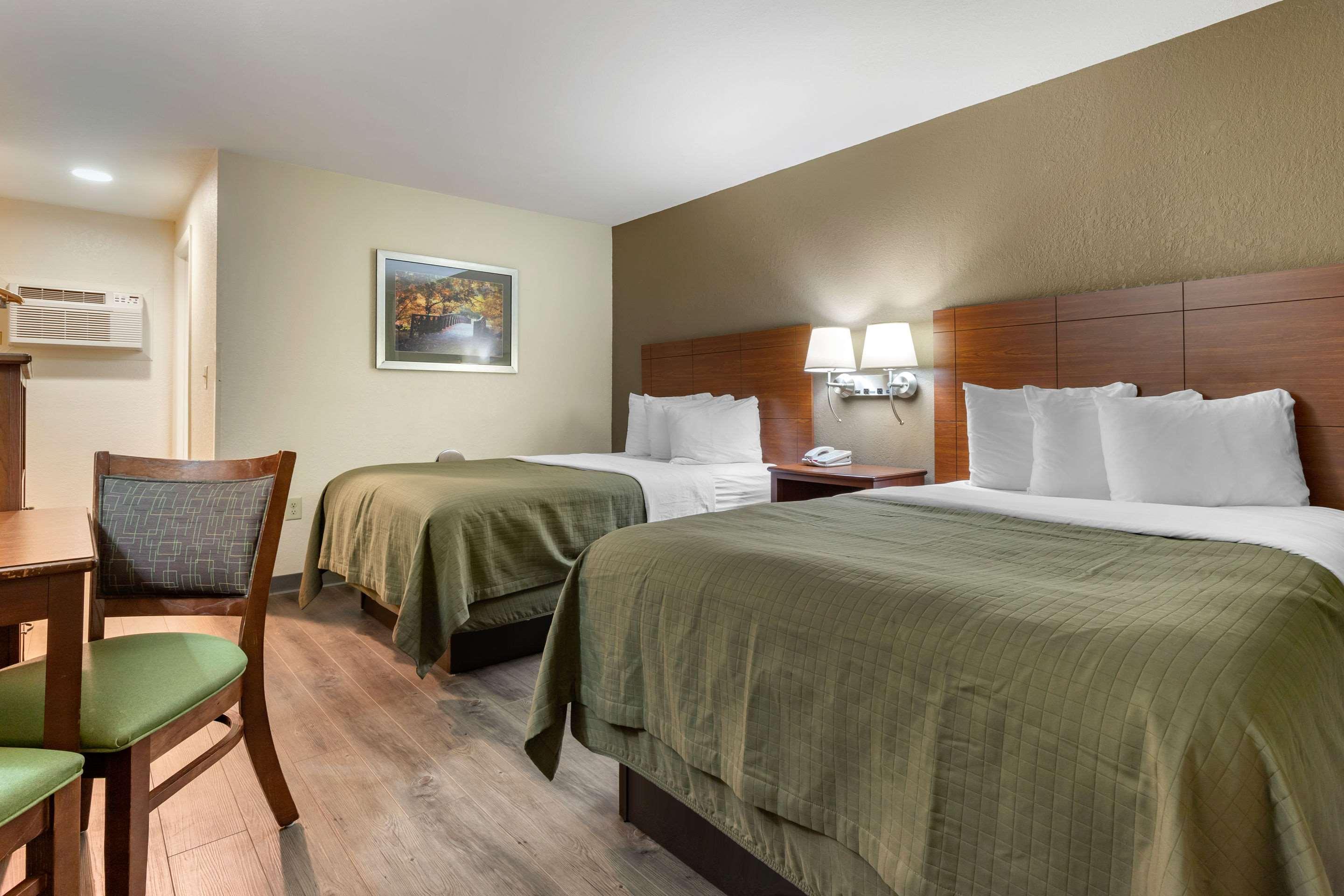 Econo Lodge Cherokee Near River Park Zewnętrze zdjęcie